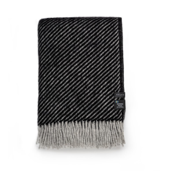 VOLVO welniany koc 130x200 czarno szary OE