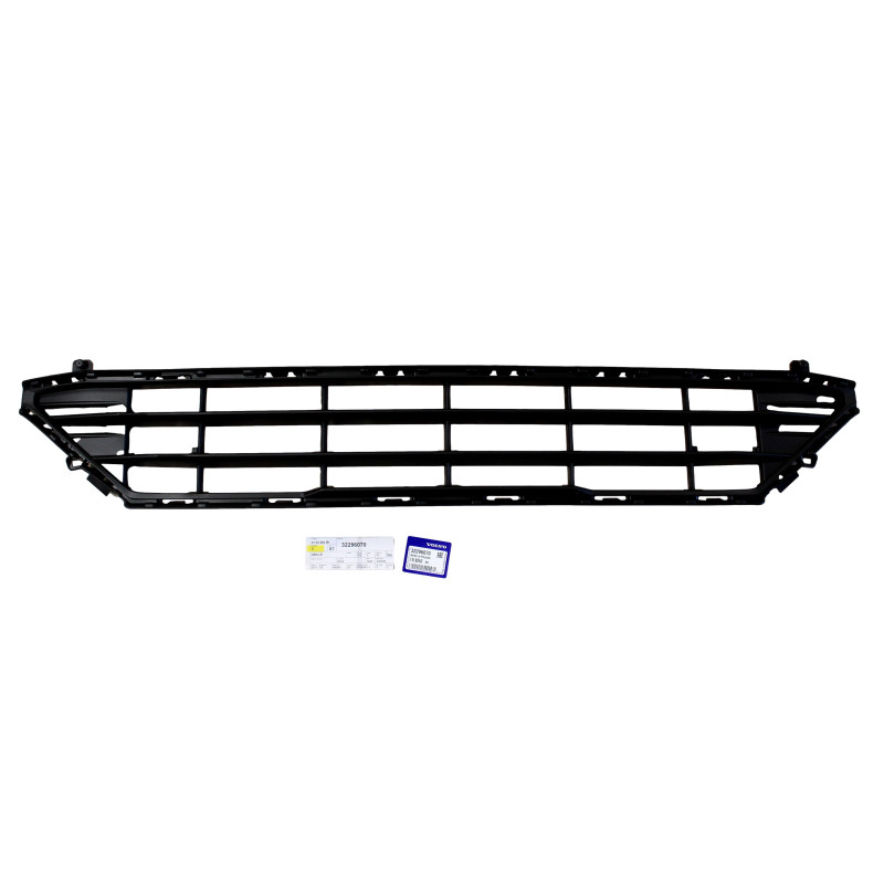 VOLVO XC60 II grill dolna...