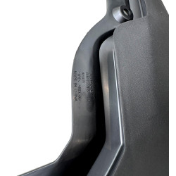 VOLVO EX30 chlapacze zestaw chlapaczy tyl OE