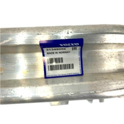 VOLVO S60 II S60CC V60 V60CC belka wzmocnienie zderzaka przod OE