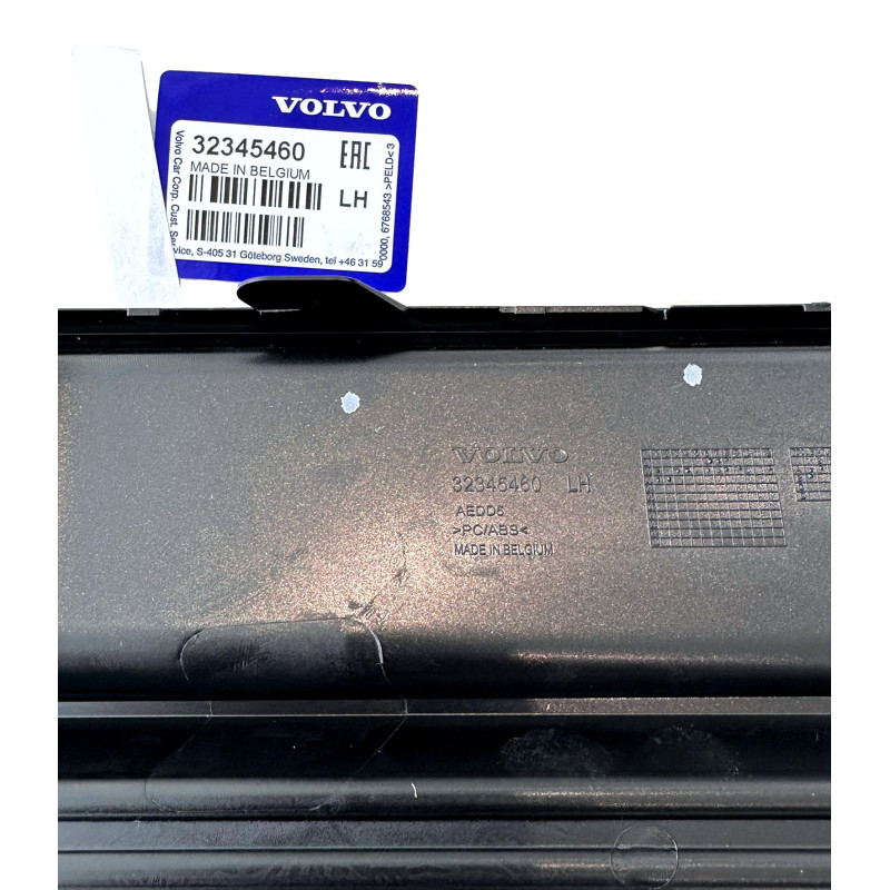 VOLVO XC90 II Plug-In lewa kratka zderzak przod czarny polysk R-Design OE