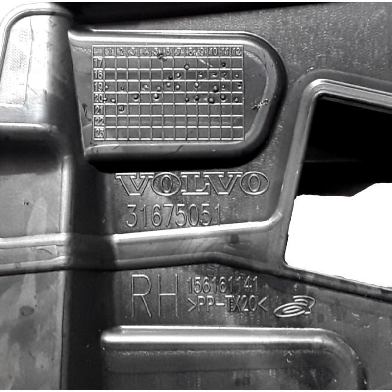 VOLVO S60 III wspornik zamka klamki drzwi prawy przod OE 31675051