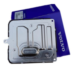 VOLVO S60 V60 S90 V90 XC40 XC60 XC90 II modul lampy LED przod OE