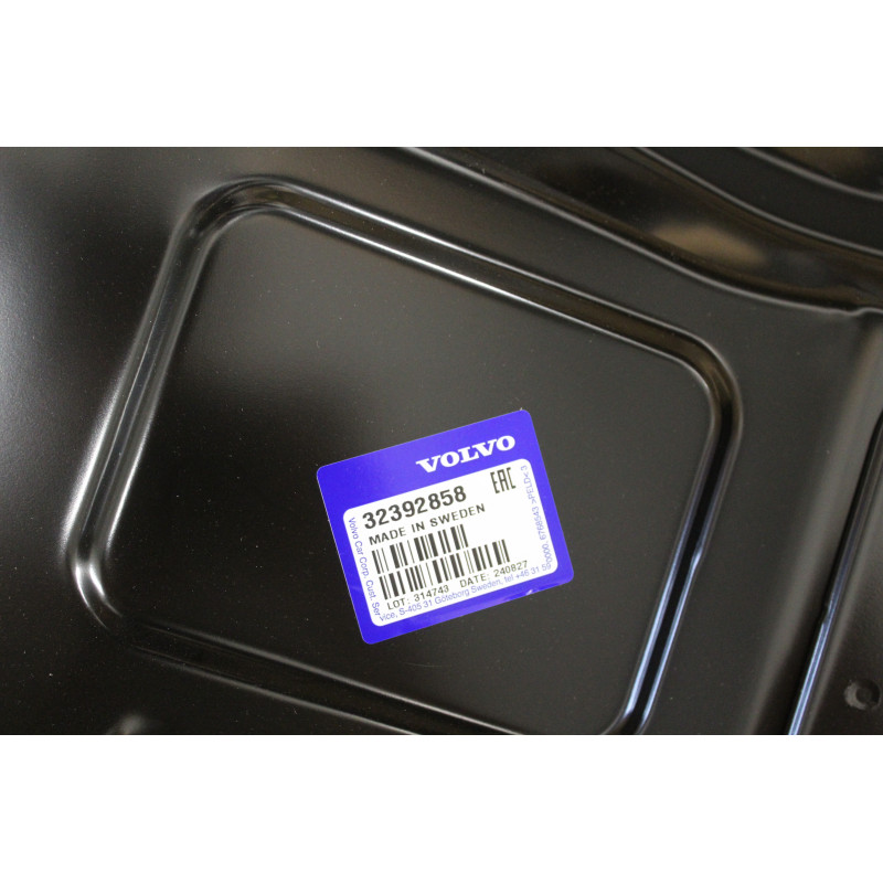 VOLVO XC90 II pas tylny sciana wzmocnienie tyl OE 32392858