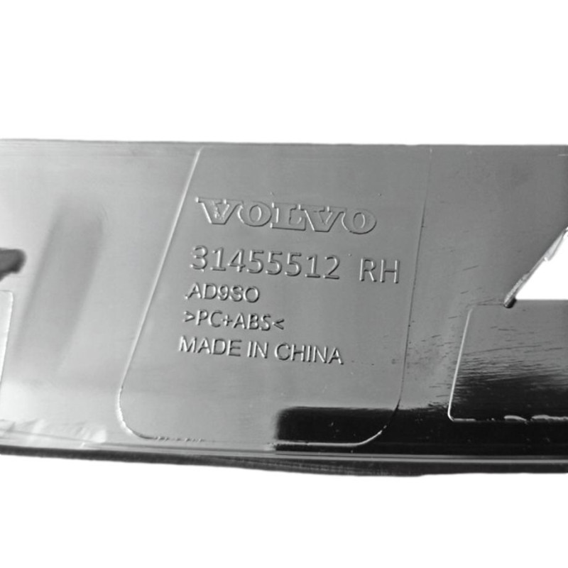 VOLVO S60 III V60 II prawa listwa kratki chrom zderzaka przod OE 31455512