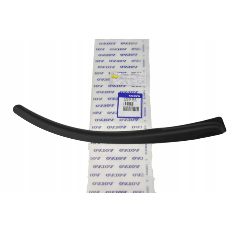 VOLVO XC60 II prawa...