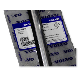 VOLVO XC60 II listwa ozdobna drzwi zgarniajaca chrom lewy tyl OE 31108870