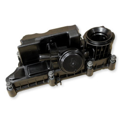 VOLVO XC40 separator oleju odma OE 31669834