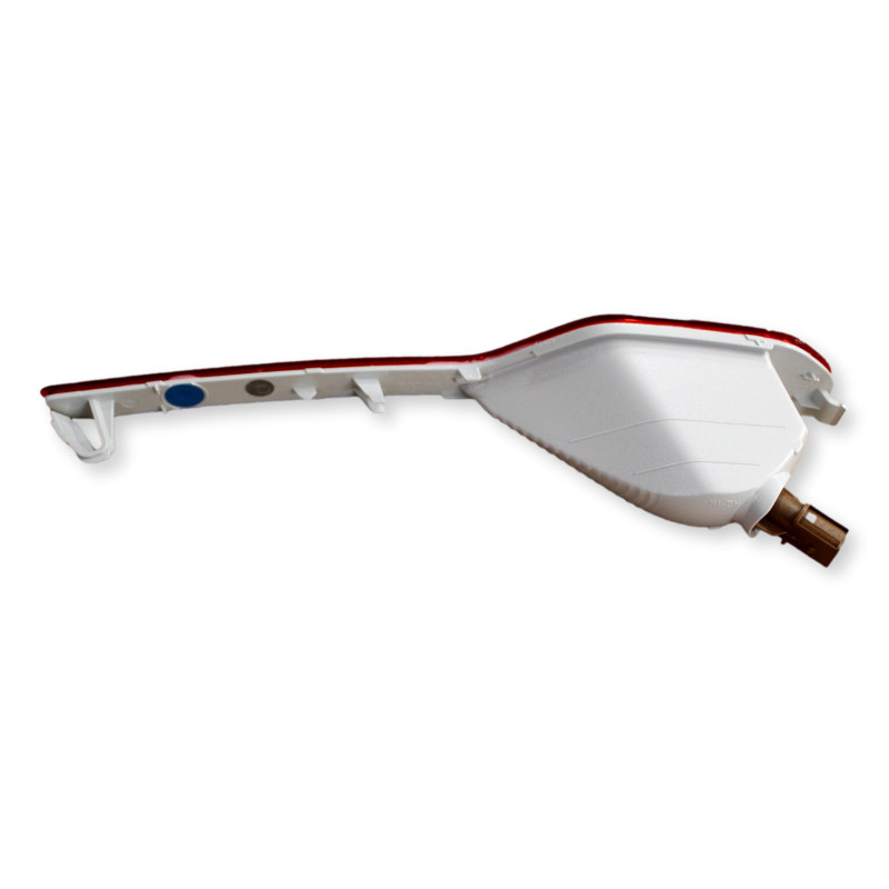 VOLVO C40 EX40 XC40 prawy reflektor przeciwmgielny OE 32228783