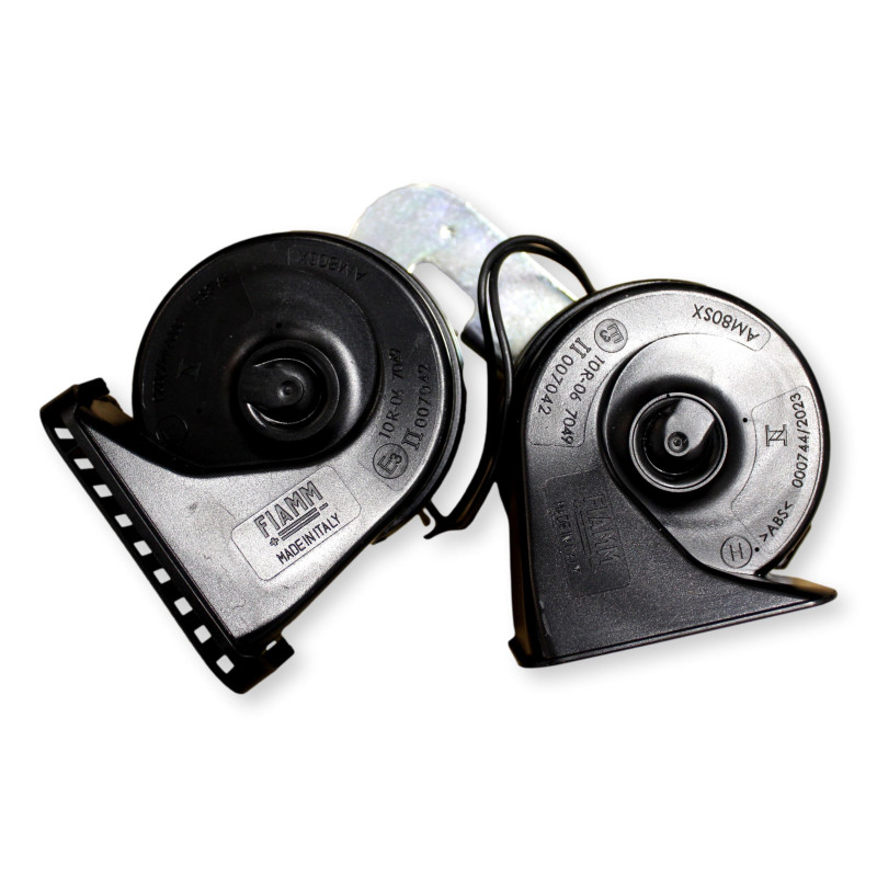 VOLVO XC90 klakson z kompletem montażowym dwutonowy OE 32285616