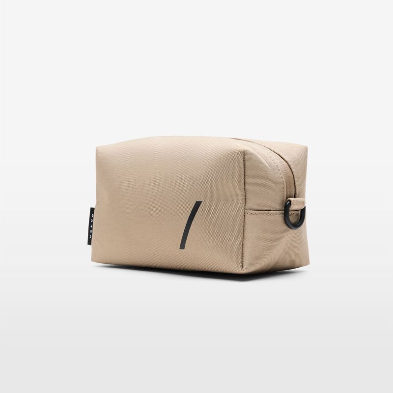 VOLVO kosmetyczka wodoodporna bezowa oryginalna LIFESTYLE