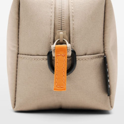 VOLVO kosmetyczka wodoodporna bezowa oryginalna LIFESTYLE