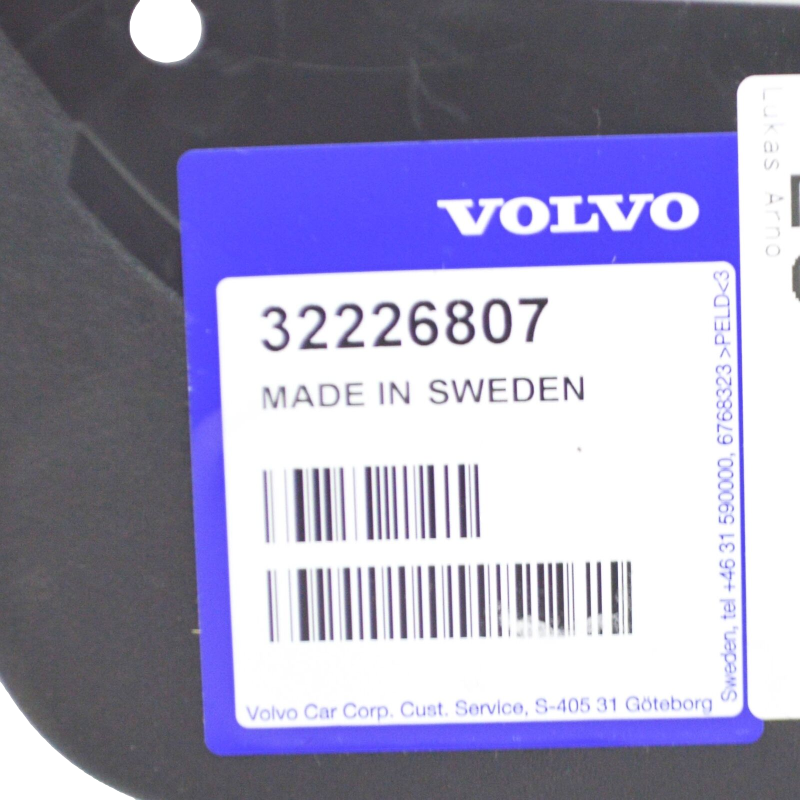 VOLVO XC40 chlapacz przednie prawe nadkole OE 32226807
