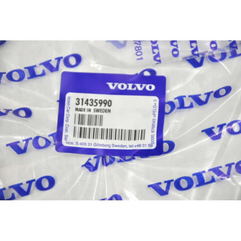 VOLVO XC60 II przednie chlapacze oryginał kpl OE