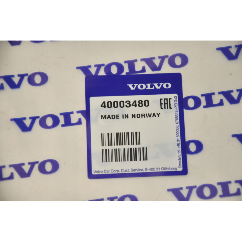 VOLVO XC60 II listwa tylny prawy błotnik nadkole 40003480