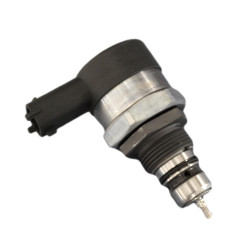 VOLVO S60 S40 V50 S80 V70 XC60 XC70 XC90 zawór regulator ciśnienia 2.4D OE