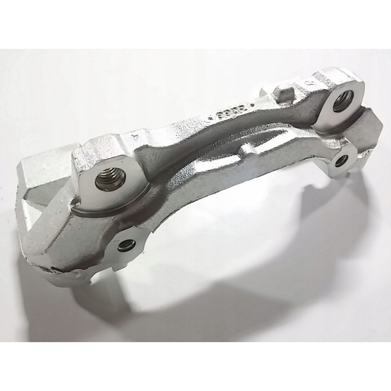 VOLVO XC60 przednie jarzmo...