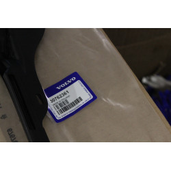 VOLVO XC60 oryginalna listwa uszczelniajaca lewa l OE 30762361
