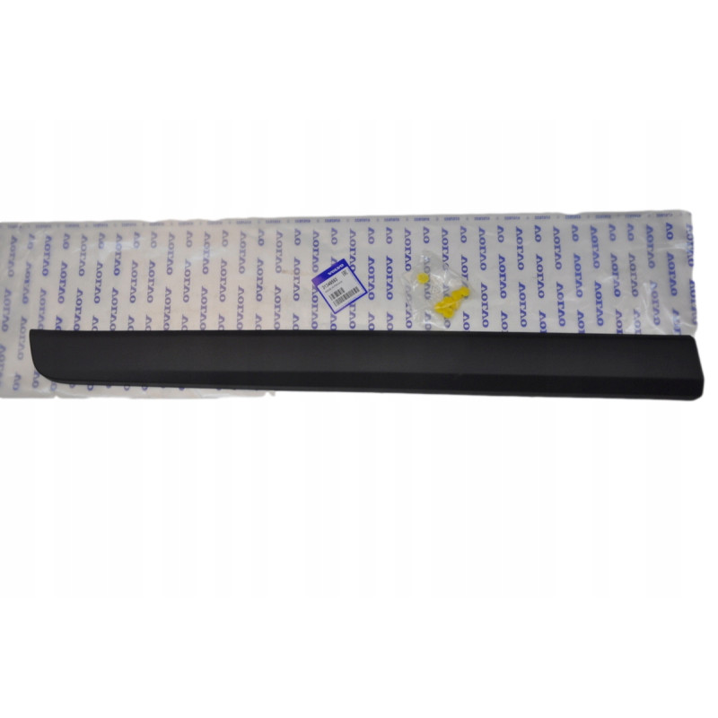 VOLVO XC60 listwa drzwi...