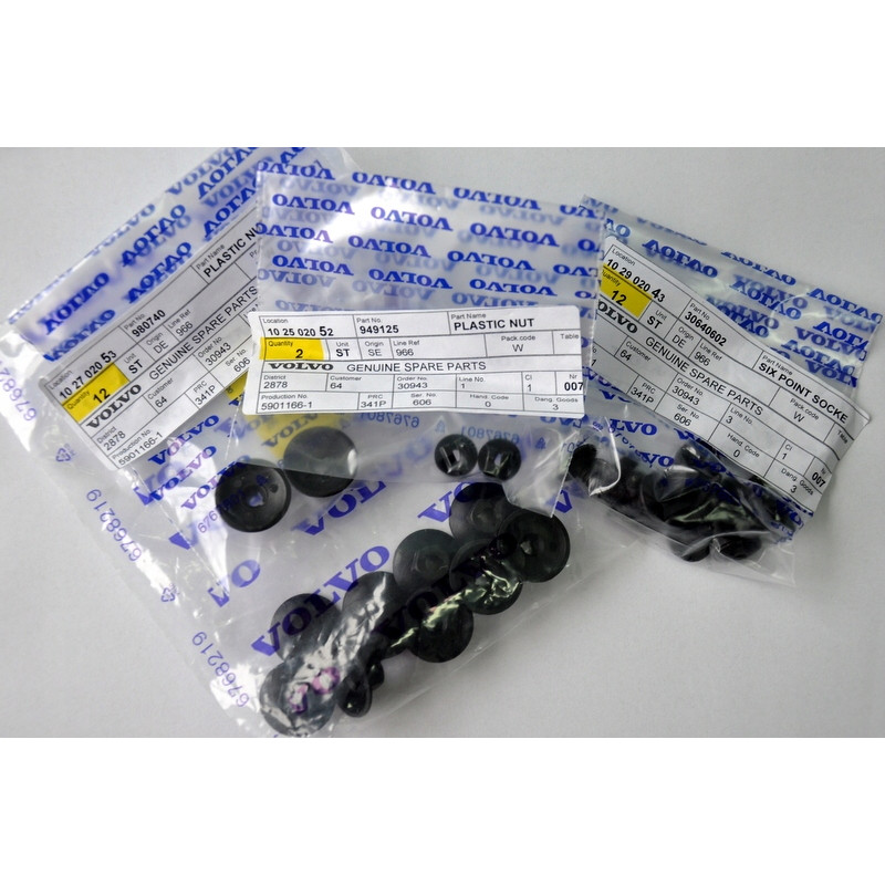 VOLVO S60 V60 śruby spinki...