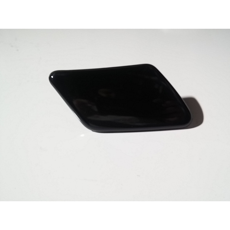 VOLVO C30 prawa zaślepka...