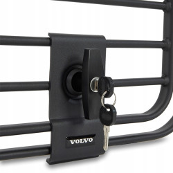 VOLVO XC60 II lewa klatka kratka na psa w bagażnik