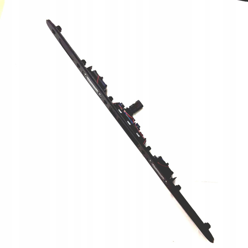 VOLVO S60 listwa klapy...