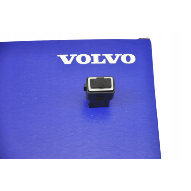 VOLVO C30 ELECTRIC C70 S40 S60 S60CC S80 V40 V40CC Złącze usb 30775252 OE