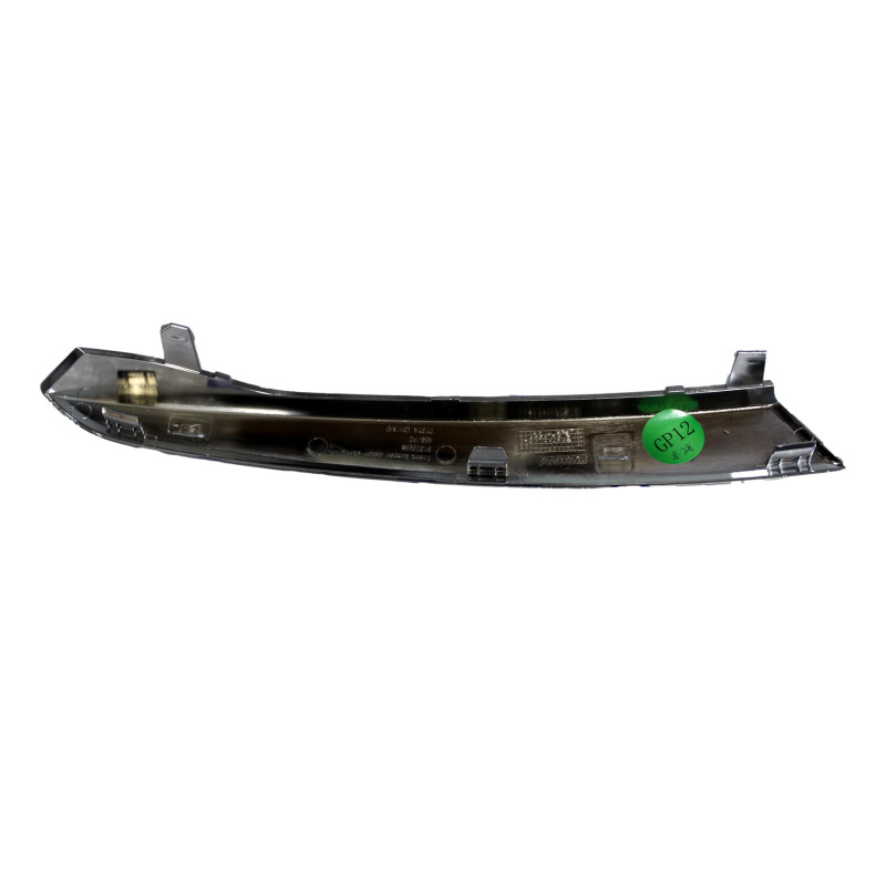 VOLVO V50 V70 Przednia prawa listwa chrom w zderzak 31323988 OE