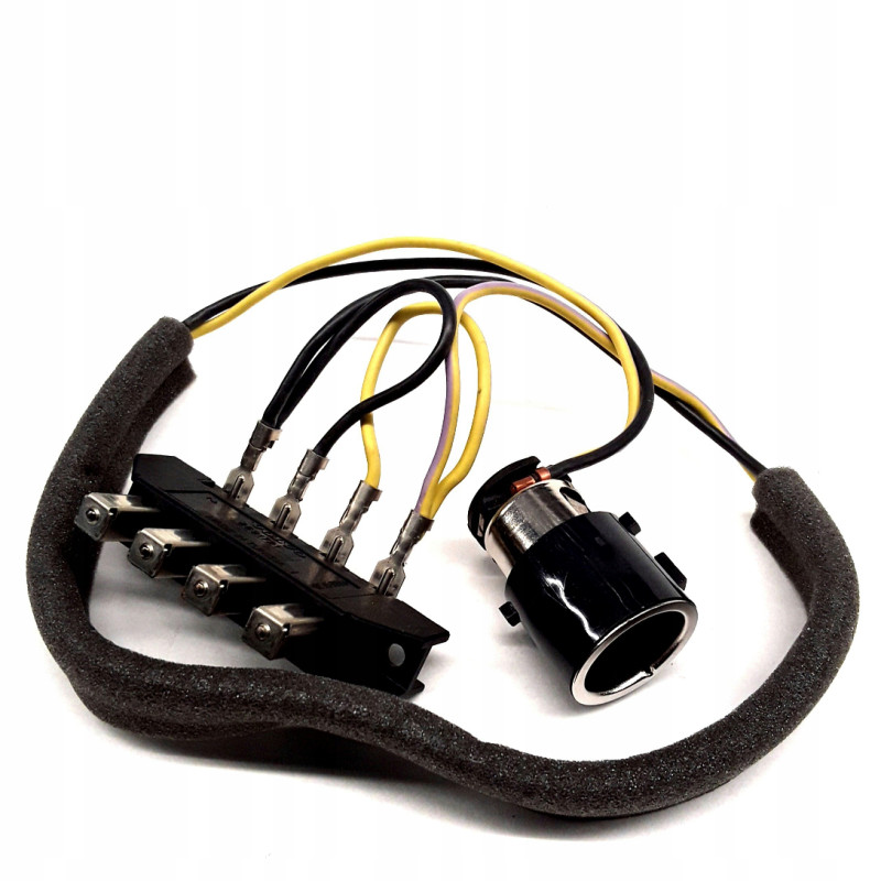 VOLVO XC90 tylne gniazdo...