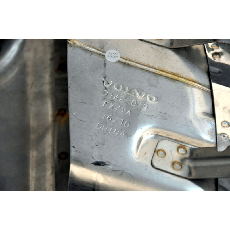 VOLVO XC60 prawa końcówka wydechu 31425019 OE
