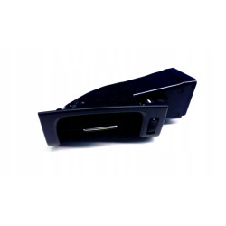 VOLVO XC60 prawa kratka nawiewu środkowy słupek OE 39839071