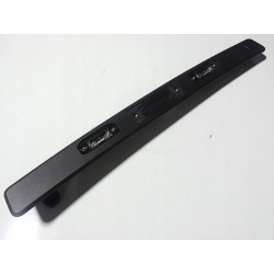 VOLVO XC60 listwa klapy bagażnik osw tablic rej OE 30753341