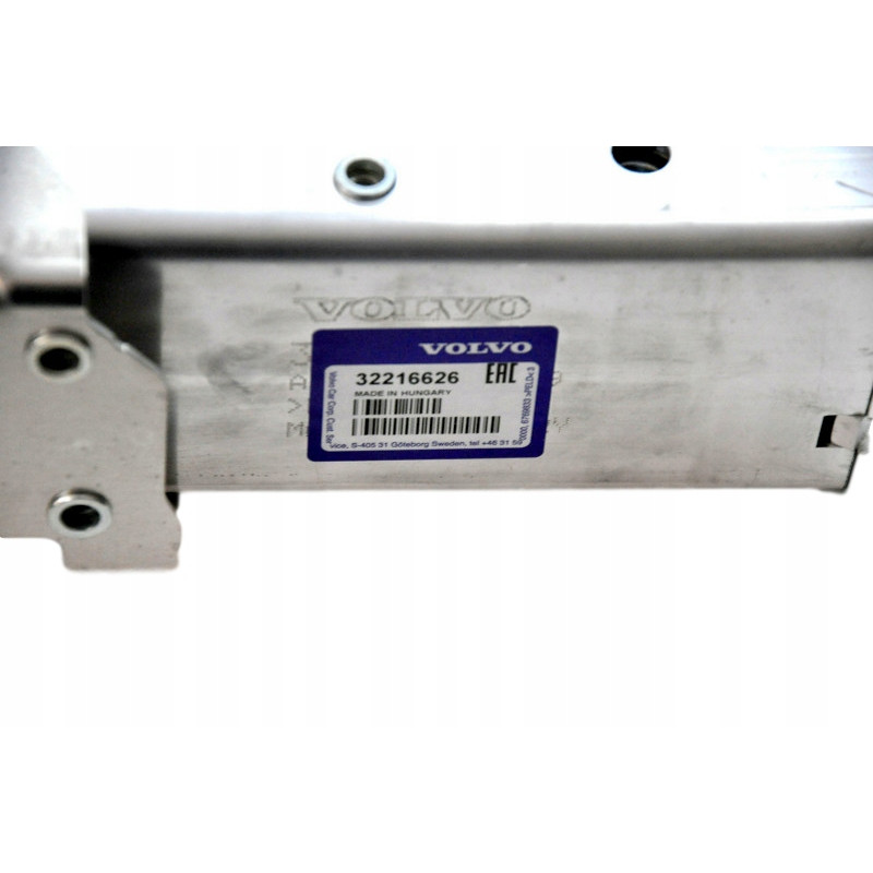 VOLVO XC60 II prawa strefa zgniotu nowa OE 32216626