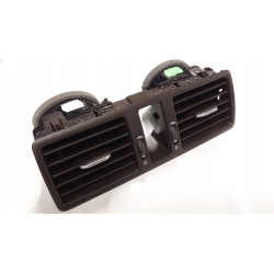 VOLVO XC90 środkowa kratka nawiewu z deski rozdzie 39879172