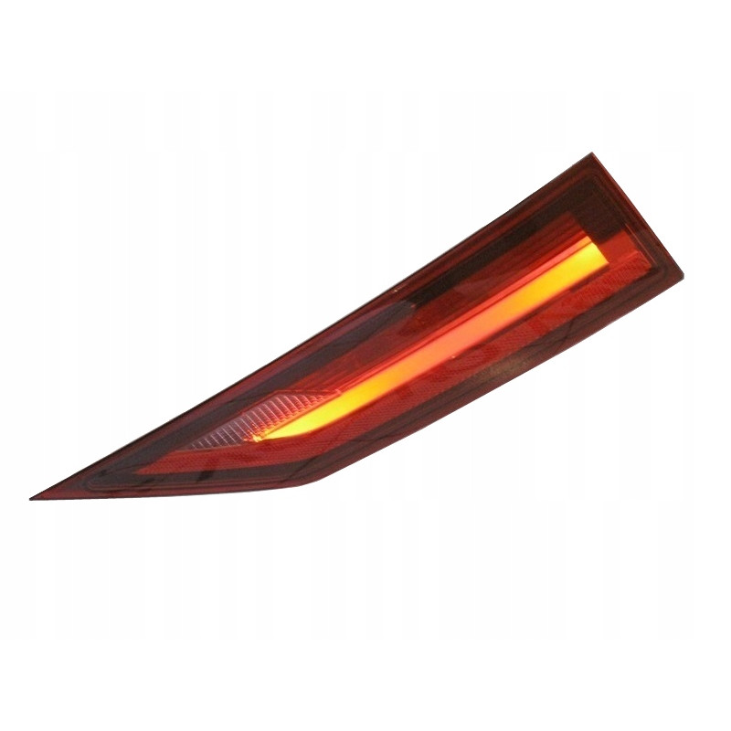 VOLVO S90 Lampa tylna lewa...