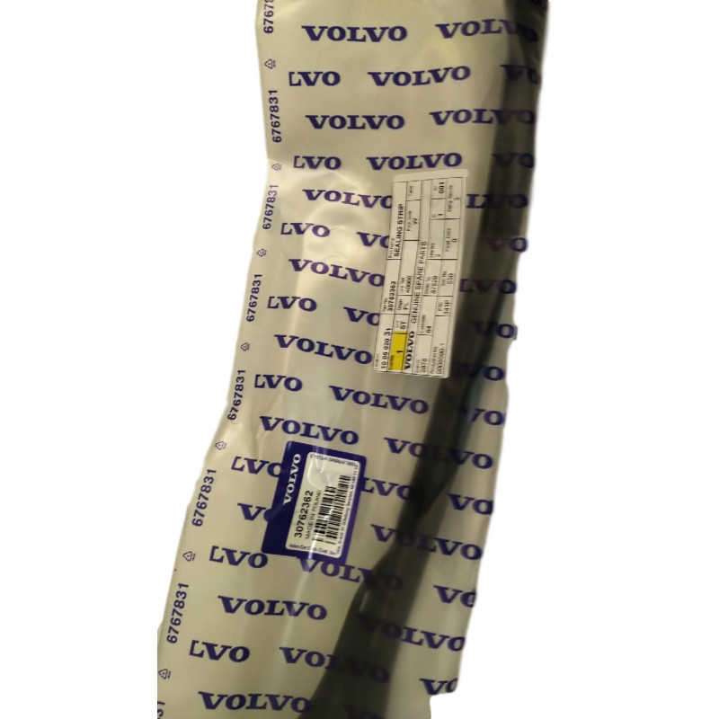 VOLVO XC60 uszczelka drzwi prawy tył pionowa OE 30762362