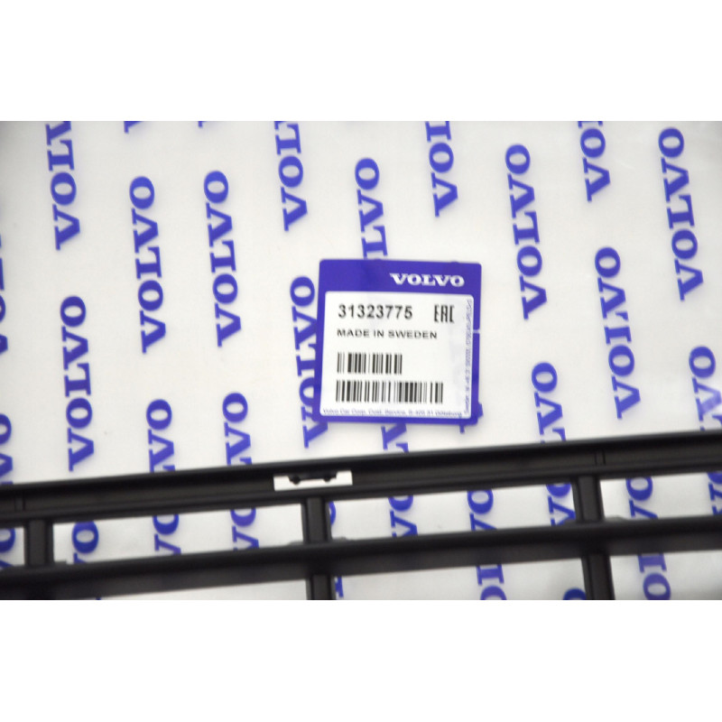 VOLVO XC60 Lift środkowa kratka zderzaka przód 31323775 OE