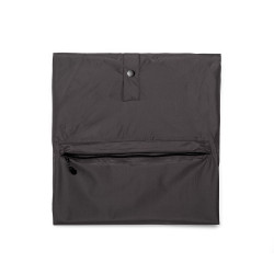 VOLVO peleryna przeciwdeszczowa mieści sie w kieszeni