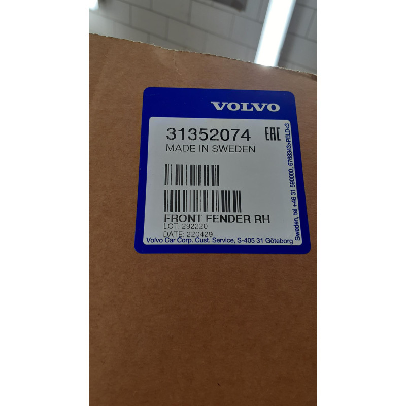 VOLVO V60 S60 Błotnik przedni prawy 31352074 OE