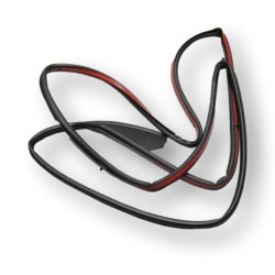 VOLVO S60 V70 XC70 uszczelka drzwi przednie prawe OE 8663774