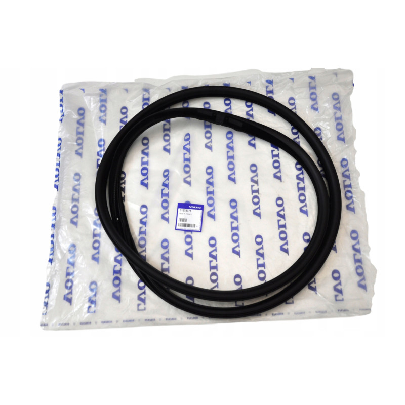 VOLVO XC70 uszczelka...