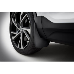 VOLVO XC40 C40 Przednie chlapacze kpl 32351551 OE