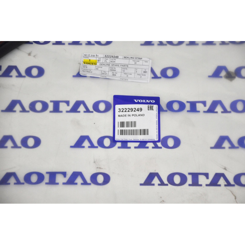 VOLVO XC60 Uszczelka drzwi przednia lewa prawa 32229249 OE