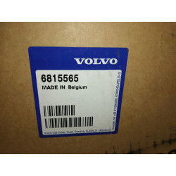 VOLVO XC60 Panel blenda wodospad deski rozdzielczej 6815565 OE