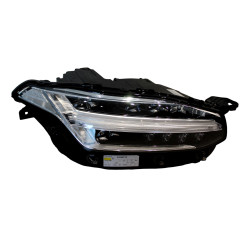 VOLVO XC90 II lampa przednia prawy reflektor LED
