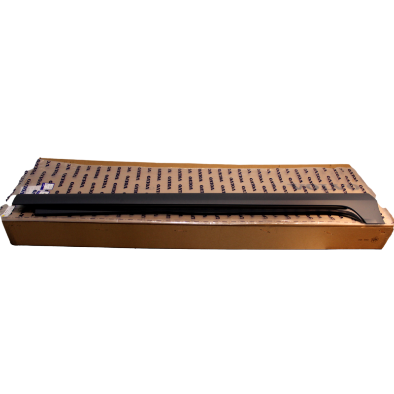 VOLVO S60L prawy próg prawa...