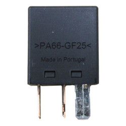 VOLVO V40 S60 V60 S90 V90 XC60 XC90 II oryginalny przekaźnik OE 30765041