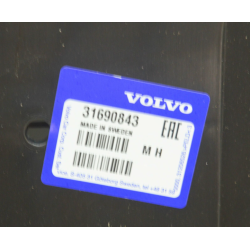 VOLVO V90CC plyta osłona pod zderzak chlodnice przód OE