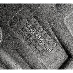 VOLVO C40 XC40 EV lewe tylne nadkole lewy tył nowe OE